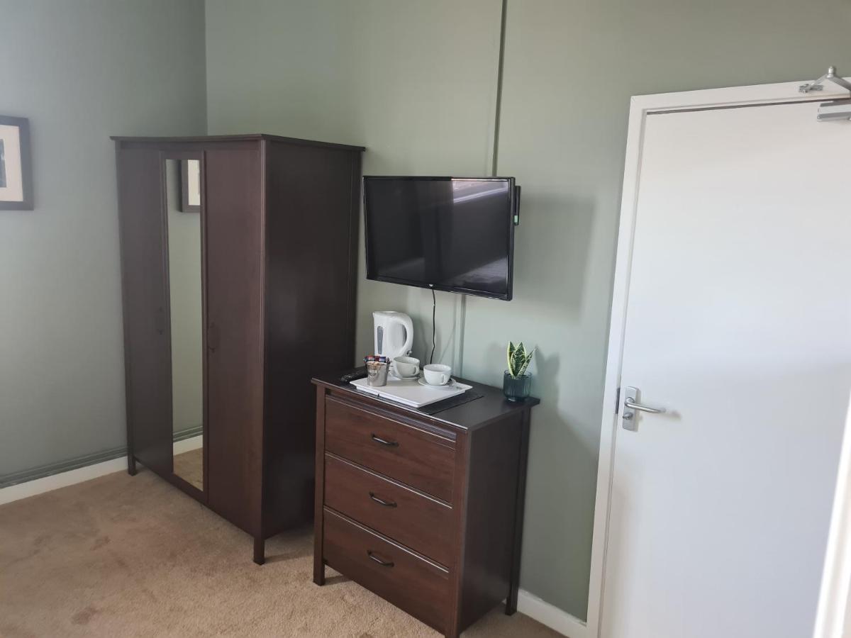 Hotel Hen House Cannock Zewnętrze zdjęcie